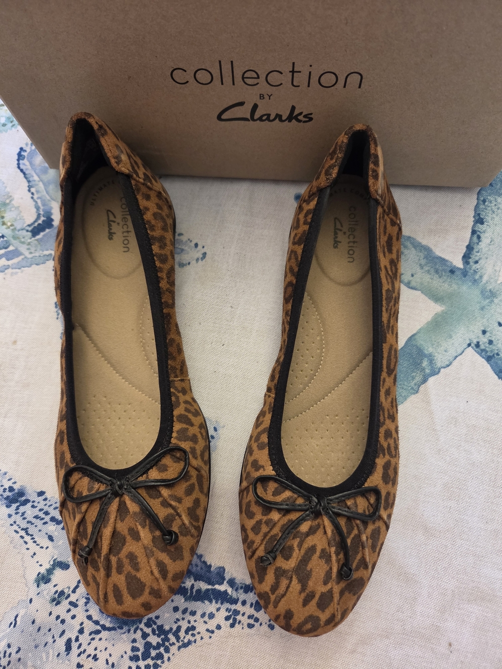 Clarks Collection Sara Aster Leopard Print Suede Ballet Flats Size 7 - Picture 4 of 4
